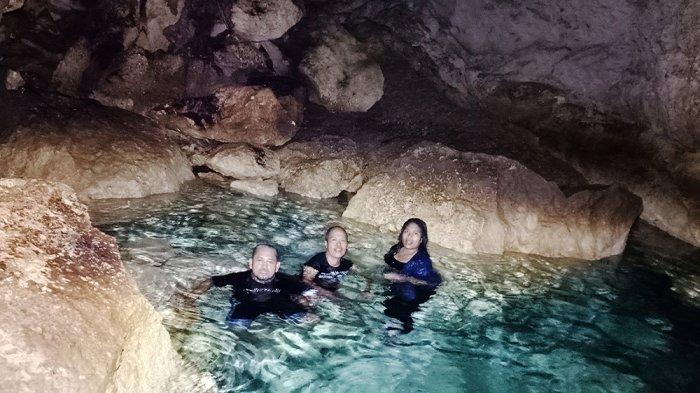 Gua Kristal, objek wisata alam di Desa Bolok, Kecamatan Kupang Barat, Kabupaten Kupang, Provinsi Nusa Tenggara Timur (NTT)