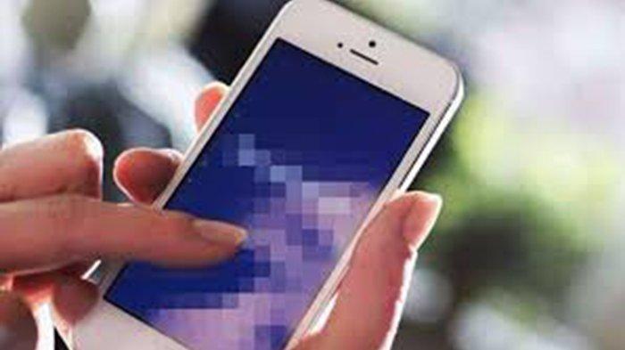 Ditipu Napi, Kirimkan Foto Syur, Fotonya Disebar, Polwan Brigpol DW Dipecat