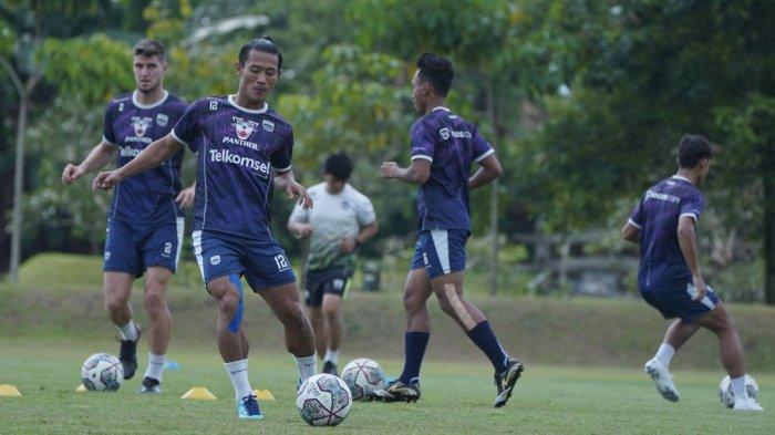 Jadwal Liga 1 Live Indosiar Persib vs Dewa United, Abdul Aziz Absen Perkuat Persib