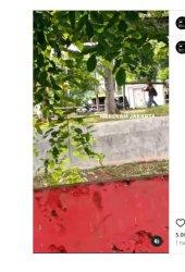 Berita Viral Aksi Tak Terduga Pria Mencuri Tiang Lampu Taman di Tengah Hari di Kelapa Gading