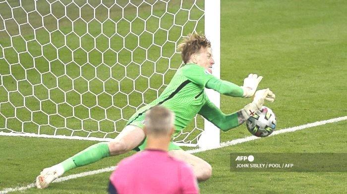 Libur Nasional di Inggris Batal, Italia Juara Lewat Penalti, Inggris Menangis di Stadion Wembley