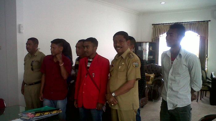 Bupati Marsel Dukung Kegiatan GMNI Ende