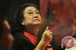 Megawati: Jangan Menampar