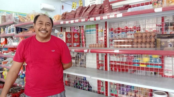Pemilik Tokoh di Borong Manggari Timur  Mengaku Tidak Ada Stok Minyak Goreng Saat Ini