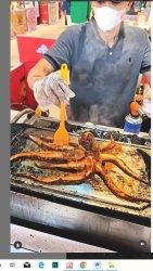 Berita Viral Rasakan Gurita Bakar Mentega di Lokasi Jajanan Street di Nipah Park Depan Timezone