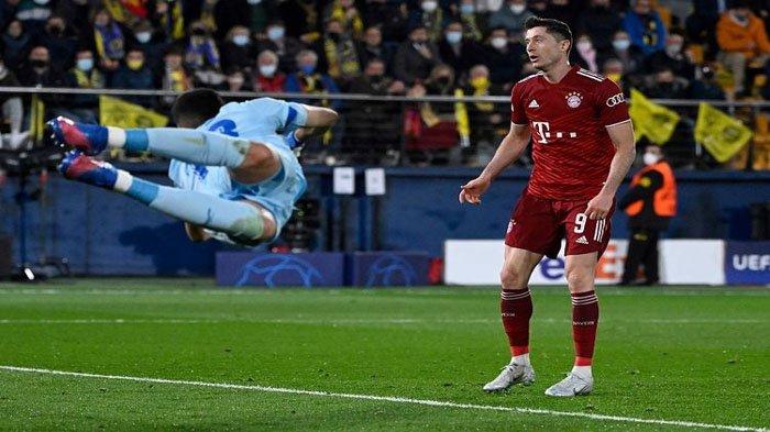 Oliver Kahn Tepis Rumor Robert Lewandowski Telah Capai Kesepakatan dengan Barcelona
