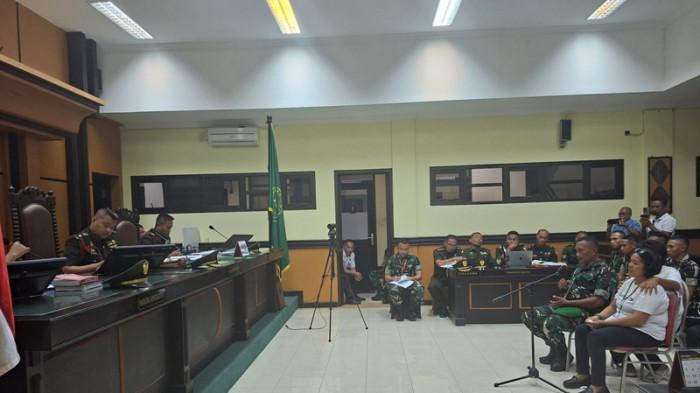 Orang Tua Prada Lucky Minta Para Pelaku Dipecat dan Pelaku Utama Dihukum Mati