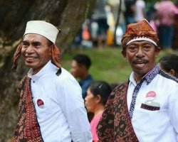 Berkekuatan 21 Kursi Hari Ini Paket MJ Daftar ke KPU Ende