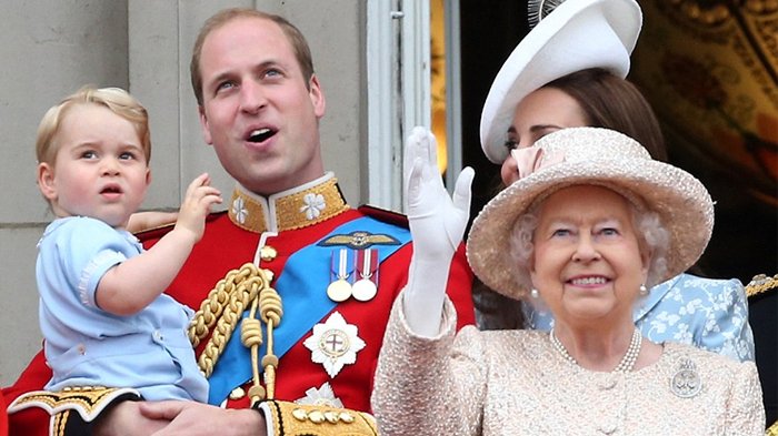 Dokter Ratu Elizabeth Tewas dalam Tabrakan di London