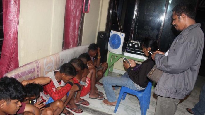 Gara-Gara Membobol Kontainer, Enam Buruh Pelabuhan Diamankan KP3 Laut Waingapu
