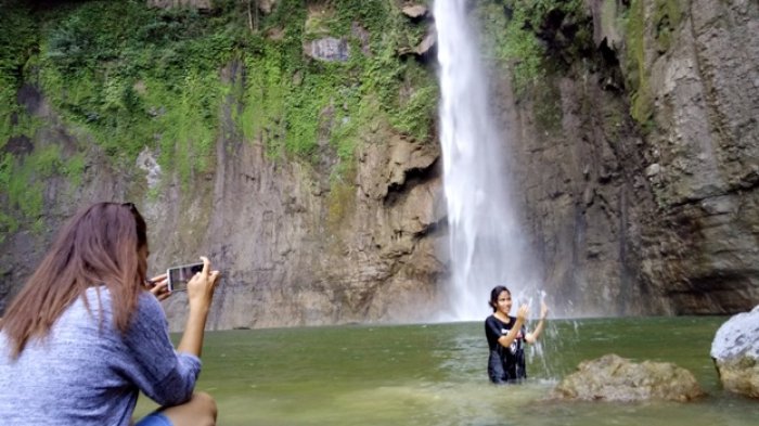 Wisata NTT , Air Terjun Ngabatata , Keindahan yang Banyak Orang Belum Tahu