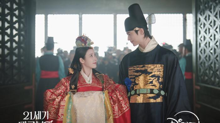 perfect crown drama
