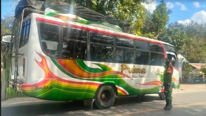 Pelaku Perjalanan Siap Diperiksa di Pos Pemantau PPKM di Batu Putih, TTS