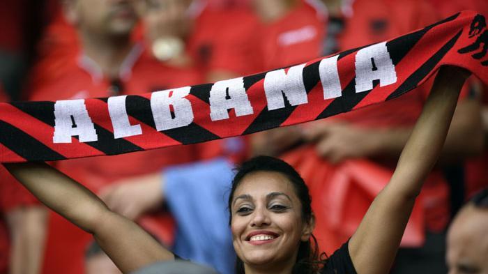 Pangeran Albania Menikahi Seorang Aktris