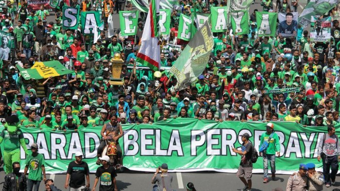 Persebaya Siap Menjamu Persipura, Lihat Jadwal Lengkap Siaran Langsung Sepakbola.