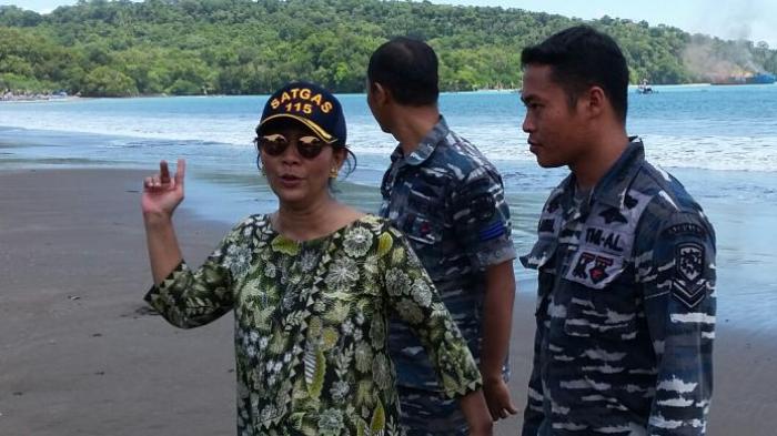 Menteri Susi Bantu Peta Bagi Sejumlah SMK