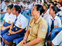 Kominfo Lembata Sosialisasi Internet Sehat Bagi Pelajar