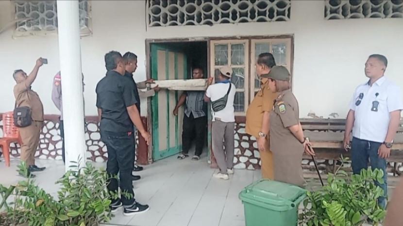 Wabup Malaka Temui Aliansi R4, Janji Bawa Keluhan ke BKN