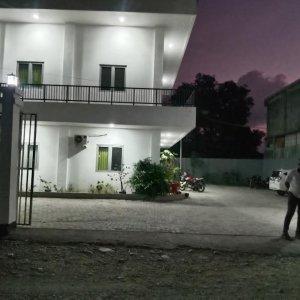 Aktivis-di-Kantor-Gedung-Kantor-DPRD-Kabupaten-Malaka-kembali-normal-pasca-oknum.jpg