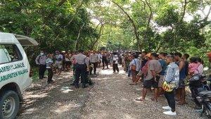 Aparat-kepolisian-mengevakuasi-mayat-yang-ditemukan-di-Hutan-Kateri-Kabupaten-Malaka.jpg