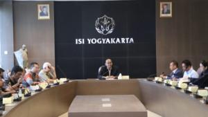 Atase-Pendidikan-Timor-Leste-audiensi-ke-Rektor-ISI-Yogyakarta.jpg