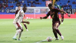 Bali-United-vs-PSM-Makassar.jpg