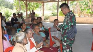 Batalyon-Infanteri-Yonif-744SYB-menggelar-karya-bakti-bakti-sosial-dan-pengobatan-gratis.jpg