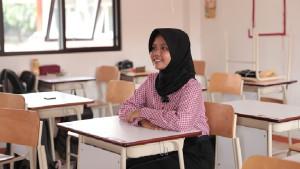 Bisa-Makan-3-Kali-Sehari-Kini-Alfi-Anak-Pemulung-Nikmati-Hidup-Layak-di-Sekolah-Rakyat.jpg