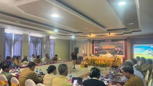 DIALOG-Dialog-publik-di-Ngada-membahas-konservasi-sumber-daya-alam-berkelanjutan-yang-berlangsung.jpg