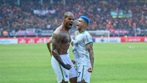 David-da-Silva-penyerang-Persib-Bandung-saat-merayakan-gol.jpg