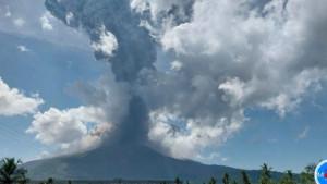 Erupsi-8000-Meter-Abu-Lewotobi-Laki-laki-Mengarah-ke-Hunian-Tetap.jpg