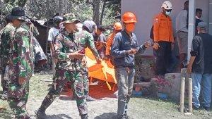 Evakuasi-Korban-Gunung-Lewotobi-Laki-laki-Meletus.jpg