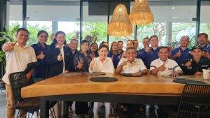 Foto-bersama-usai-penyerahan-SK-penetapan.jpg