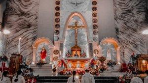 Gereja-Santo-Petrus-dan-Paulus-Waikabubak-Kabupaten-Sumba-Barat-akan-ditahbiskan.jpg