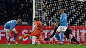 Inter-Milan-mengamankan-puncak-klasemen.jpg