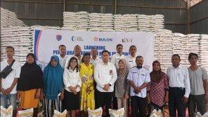 KCP-Bulog-Kalabahi-Salurkan-Bantuan-CBP-Tahap-I-Bagi-35239-KPM-di-Alor.jpg