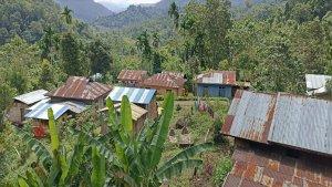 Kampung-Lewan-Desa-Golo-Tolang-Kota-Komba-Utara-Manggarai-Timur-yang-belum-ada-listrik-PLN.jpg