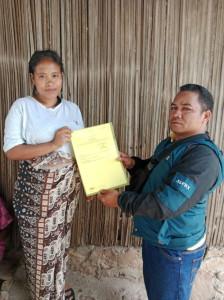 Kantor-Pertanahan-Belu-Serahkan-Sertifikat-Tanah-Langsung-ke-Rumah-Warga.jpg