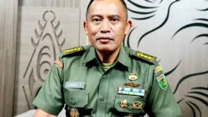 Kapendam-XVIICenderawasih-Kolonel-Inf-Candra-Kurniawan.jpg