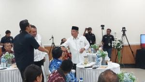 Kegiatan-Seminar-Keadilan-Fiskal-resmi-dibuka-Ketua-APKASI-Bursah-Zarnubi-di-Hotel-Asa.jpg