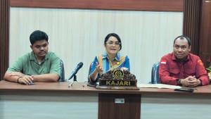 Kejari-Sikka-tetapkan-8-tersangka.jpg