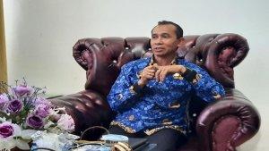 Kepala-BKPSDM-Kabupaten-TTS-Dominggus-Banunaek.jpg