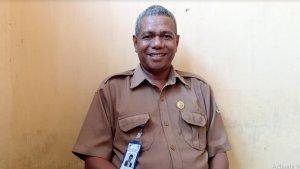 Kepala-Bidang-SD-Dinas-Pendidikan-Pemuda-dan-Olahraga-PPO-Manggarai-Timur-Marselinus-Enggu.jpg