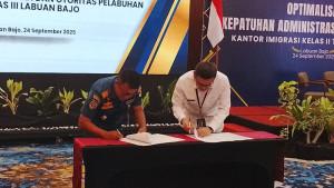 Kepala-Kantor-Wilayah-Direktorat-Jenderal-Imigrasi-NTT.jpg