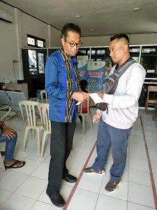 Kepala-Ombusdman-RI-Perwakilan-NTT-Darius-Beda-Daton-saat-sidak-di-UPTD.jpg