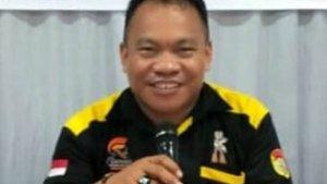 Kepala-SMAN-Raimanuk.jpg