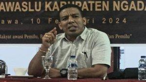 Ketua-Bawaslu-Ngada-Antonius-Ndiwal.jpg