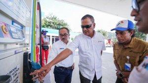 Komisaris-Utama-Pertamina-Patra-Niaga-Ego-Syahrial-saat-meninjau-langsung-unit-operasi-PITSA.jpg