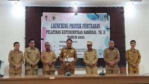LAUNCHING-Bupati-TTS-Launcing-proyek-perubahan-PKN-Tingkat-II-Tahun-2025-di-Aula-Mutis.jpg