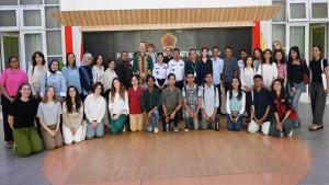 Mahasiswa-dari-Universitas-Maastricht-Belanda-dan-Universitas-Nusa-Cendana-Undana-Kupang.jpg